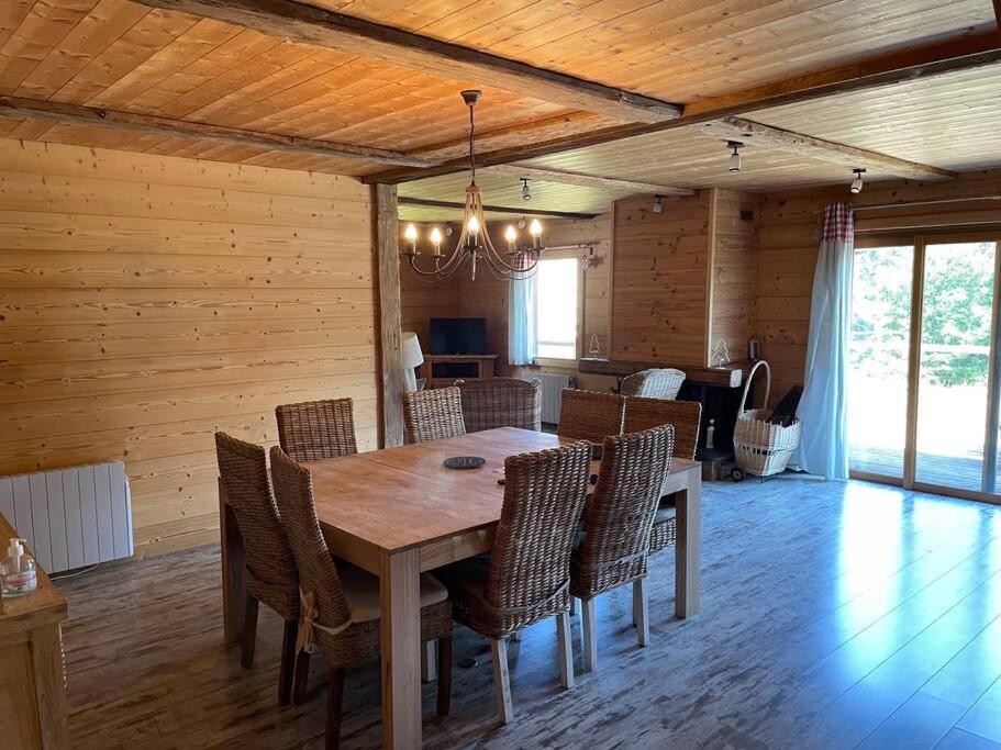 Chalet Familial - Pyrenees, Au Coeur Des 3 Stations La Cabanasse المظهر الخارجي الصورة